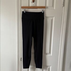 Cuts Black High Rise Athleisure Leggings Size Medium